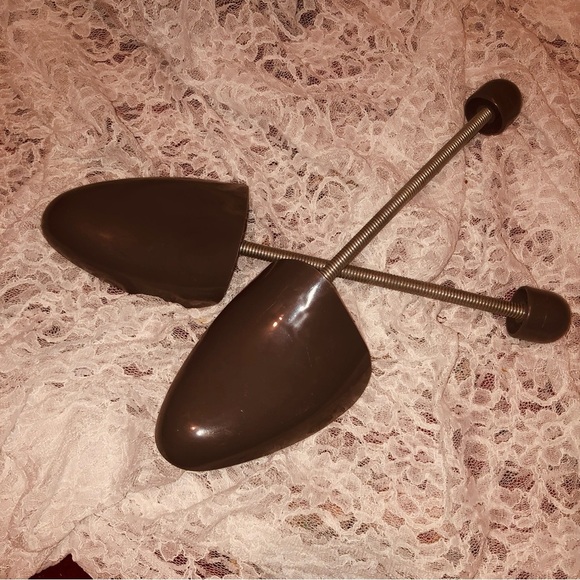 Silver  Shoe Tree, aluminum, Delhi size M shoe trees. Made in England - Picture 1 of 5